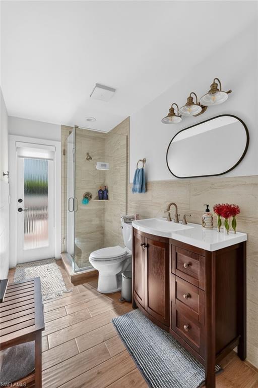 PALM RIVER ESTATES - Residential