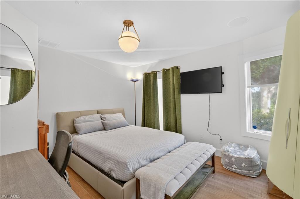 PALM RIVER ESTATES - Residential