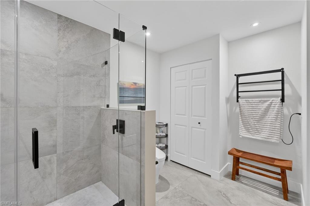 PALM RIVER ESTATES - Residential