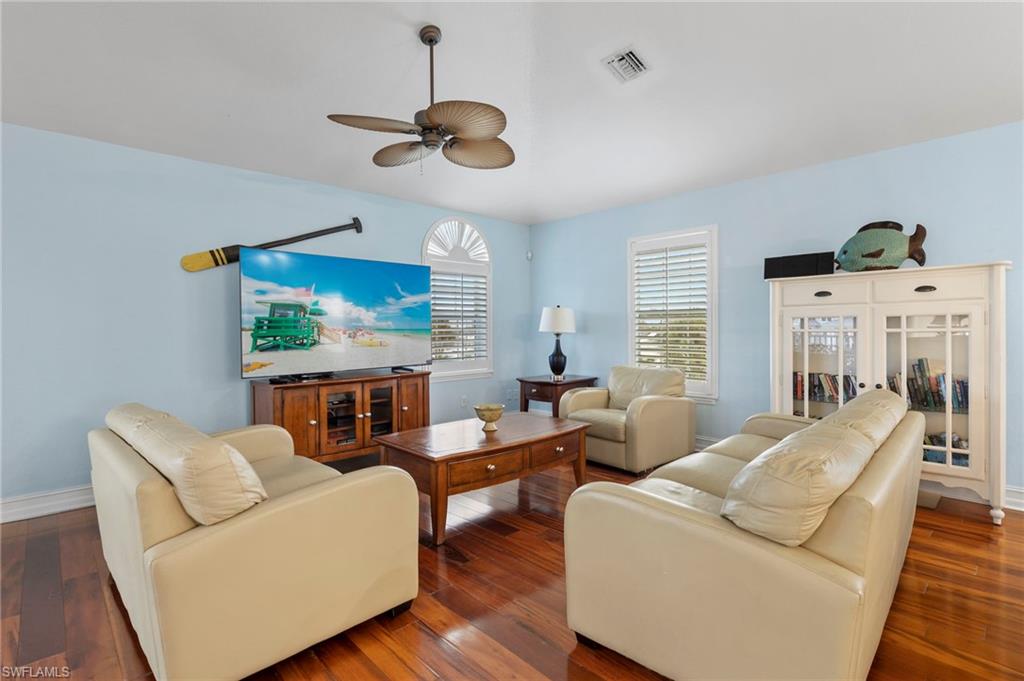 LYNNS HIGHLAND PARK - Residential