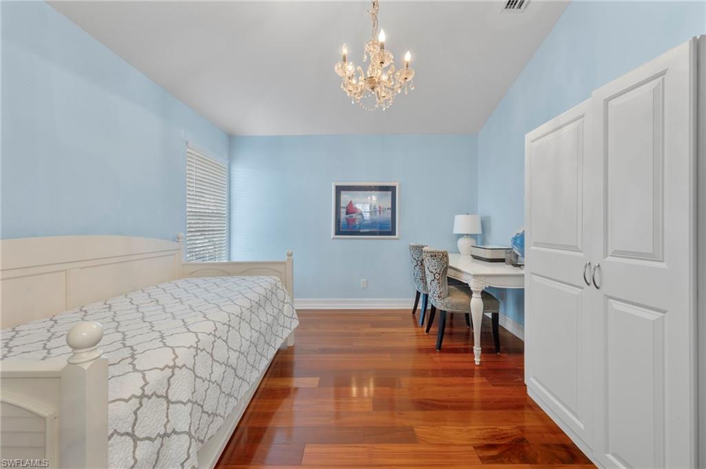 LYNNS HIGHLAND PARK - Residential