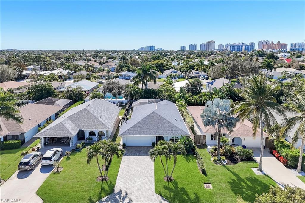NAPLES PARK - Residential