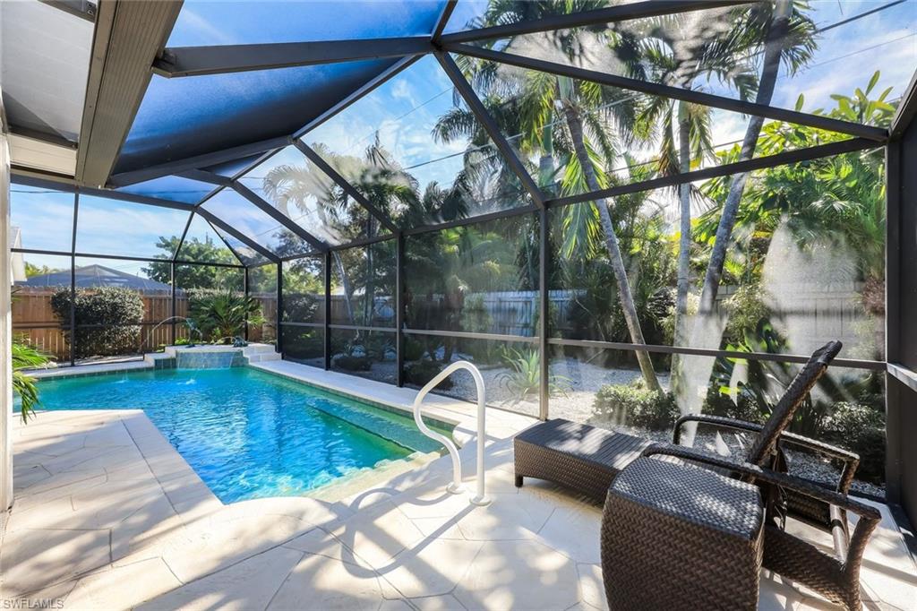 NAPLES PARK - Residential