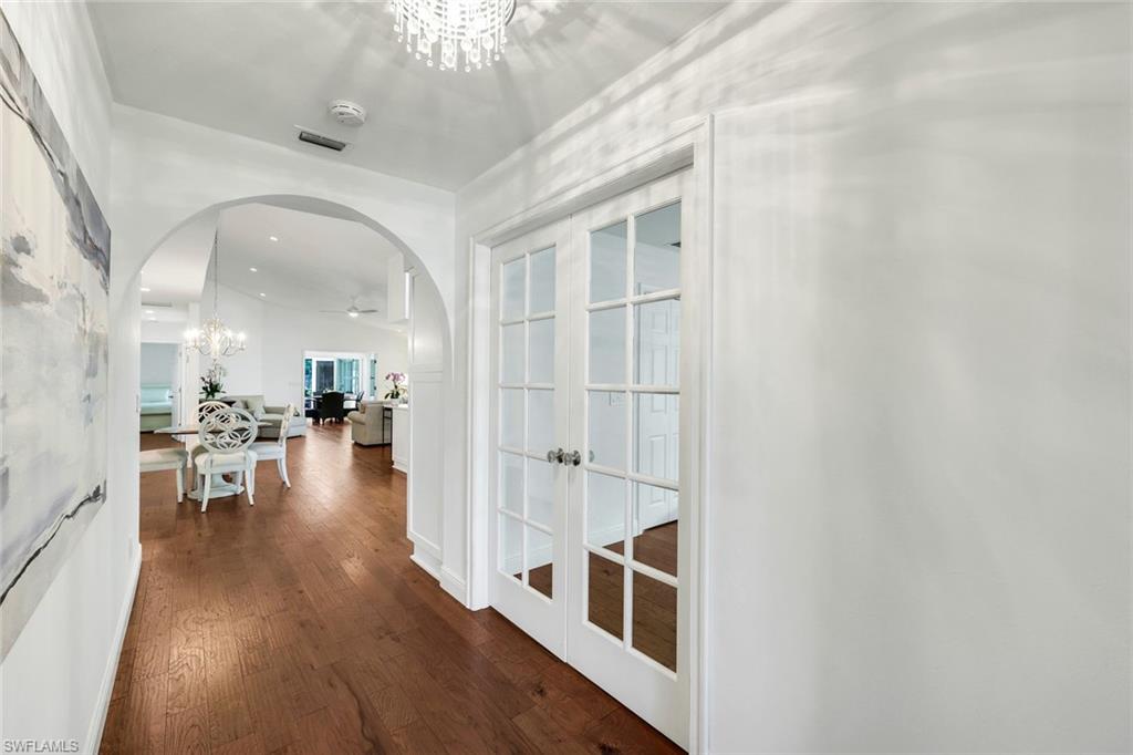 NAPLES PARK - Residential