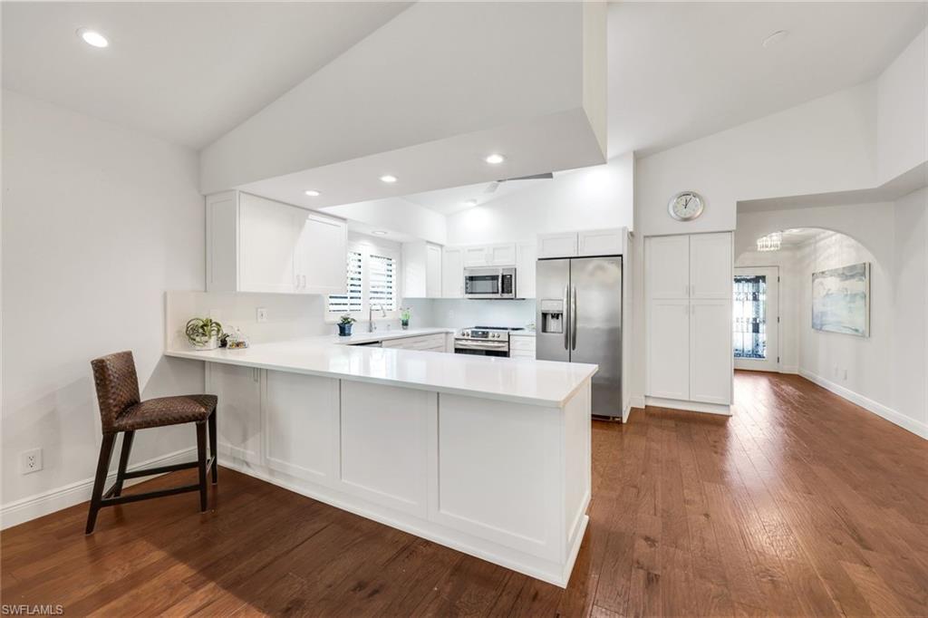 NAPLES PARK - Residential