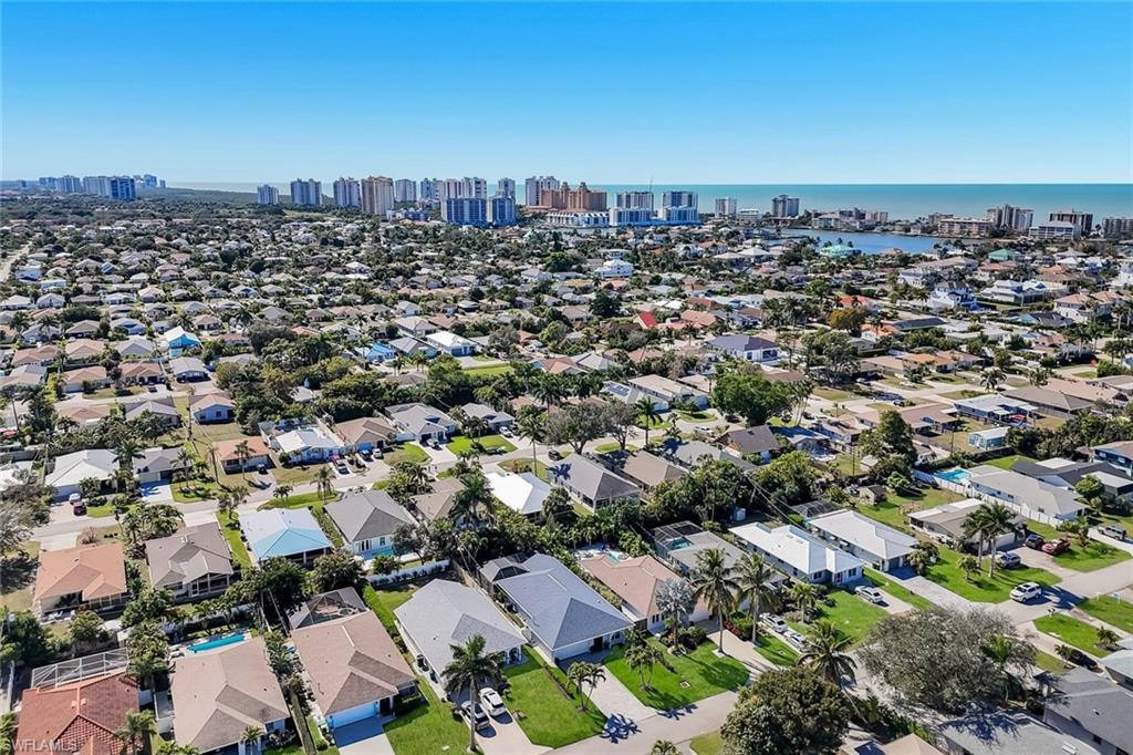NAPLES PARK - Residential