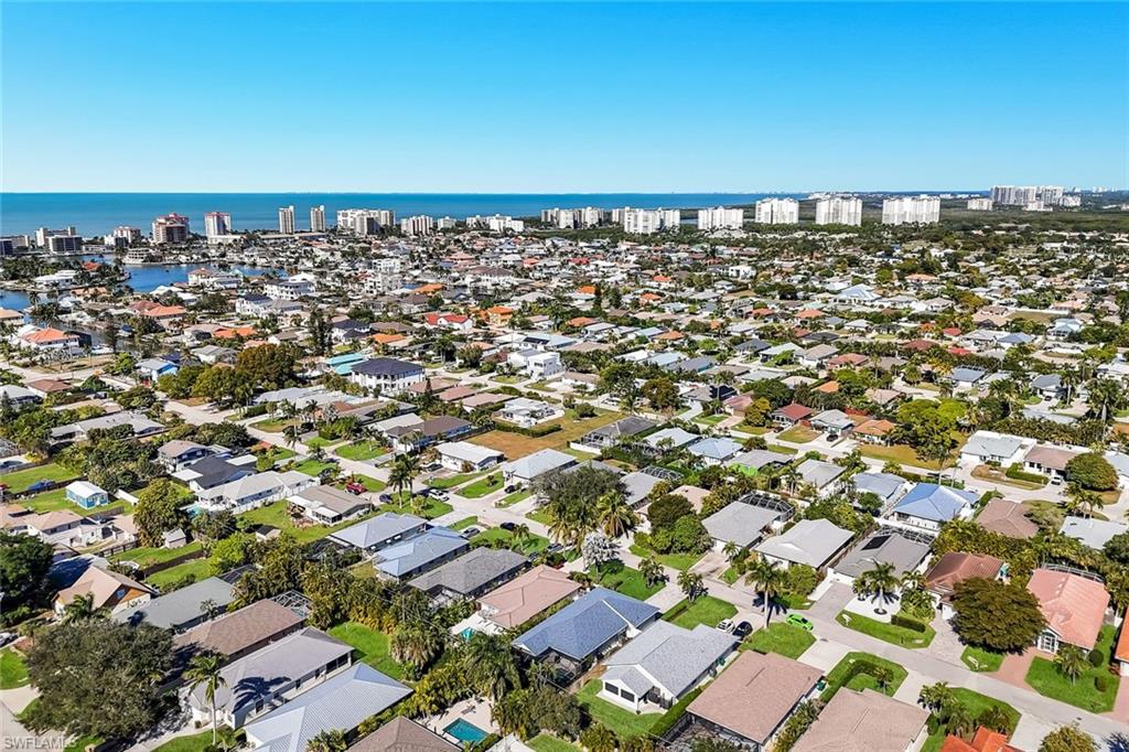 NAPLES PARK - Residential