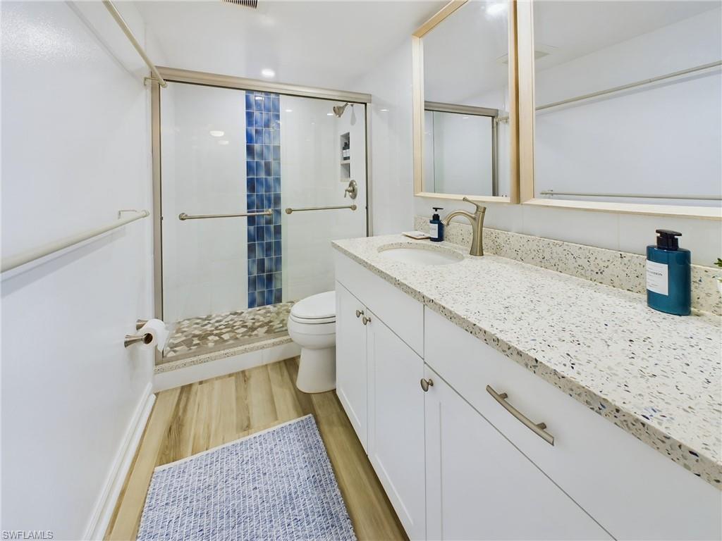 BEACH AND TENNIS CLUB - Residential