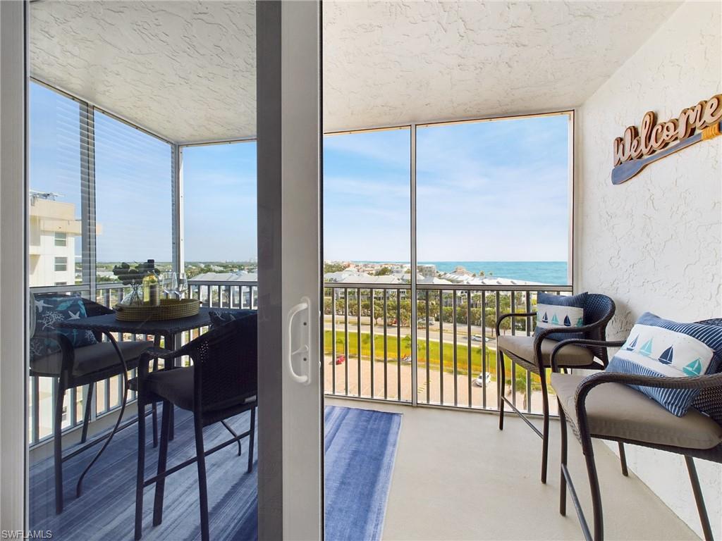 BEACH AND TENNIS CLUB - Residential