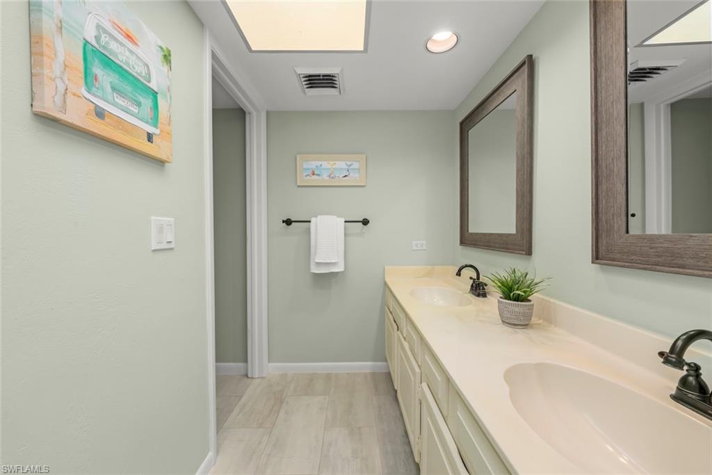 SUNSET CAPTIVA CONDO - Residential