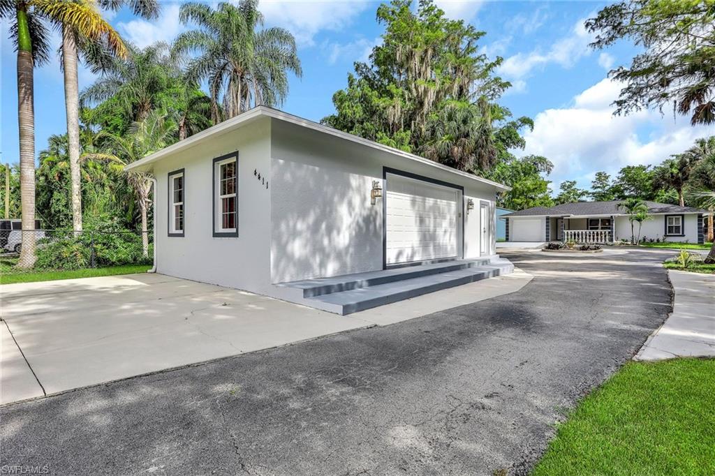 GOLDEN GATE ESTATES - Residential