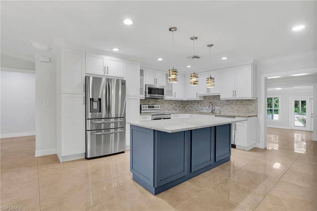 GOLDEN GATE ESTATES - Residential