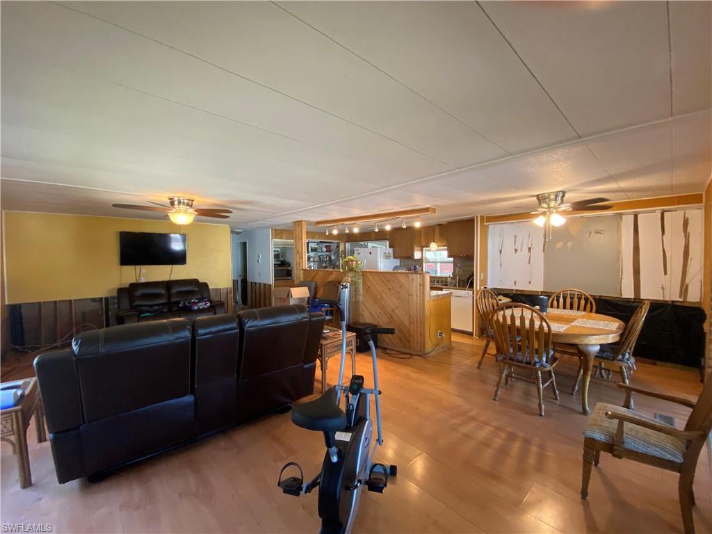 OLD BRIDGE VILLAGE - Residential