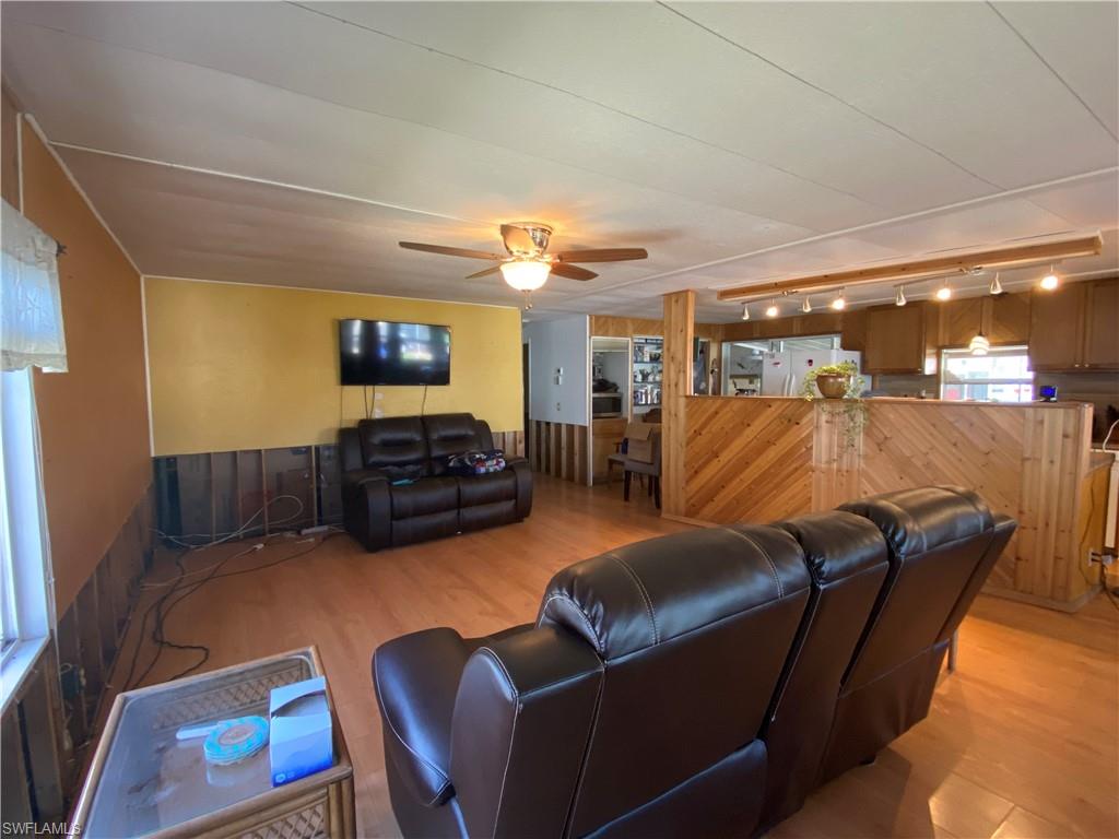 OLD BRIDGE VILLAGE - Residential