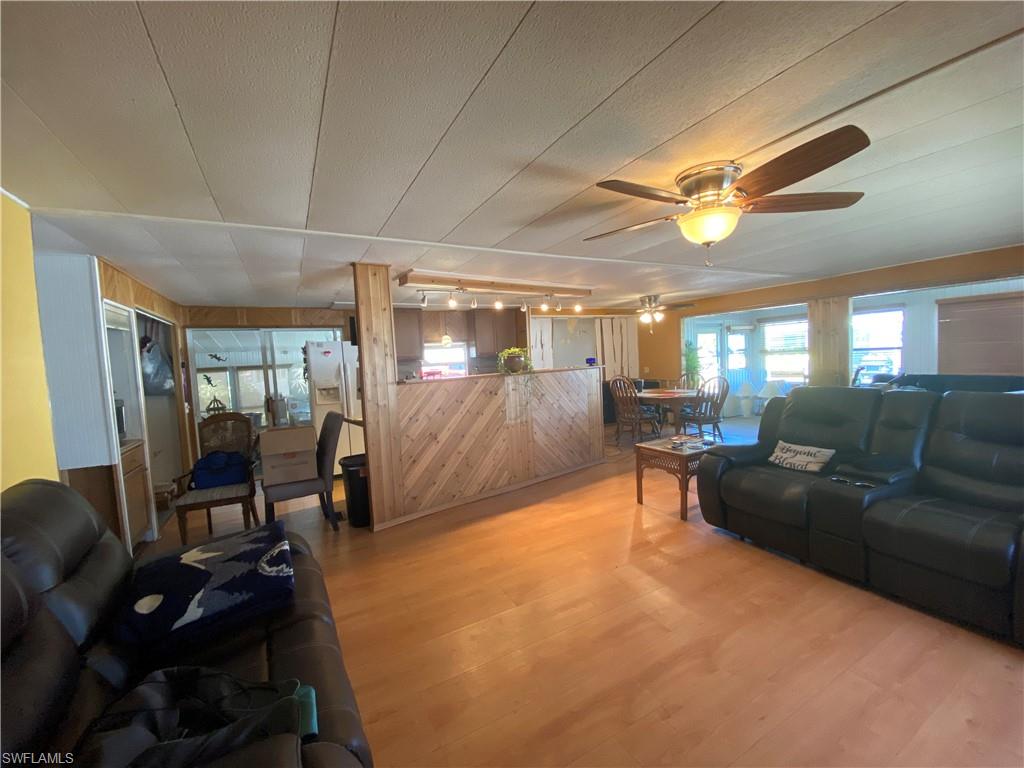 OLD BRIDGE VILLAGE - Residential