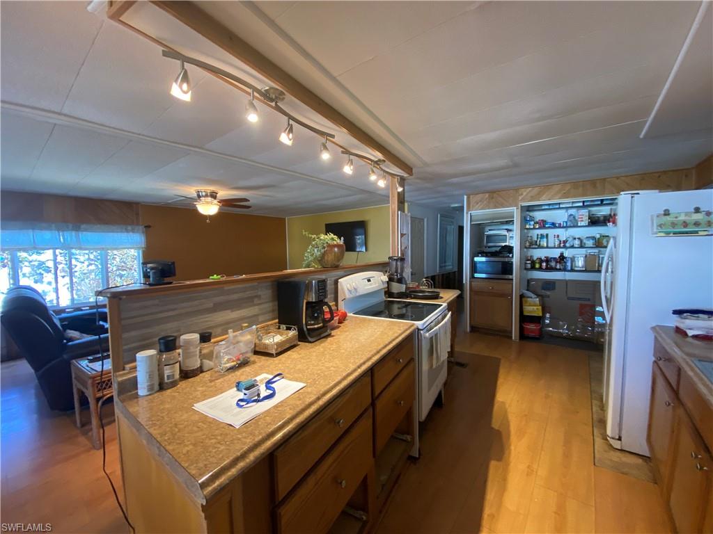 OLD BRIDGE VILLAGE - Residential