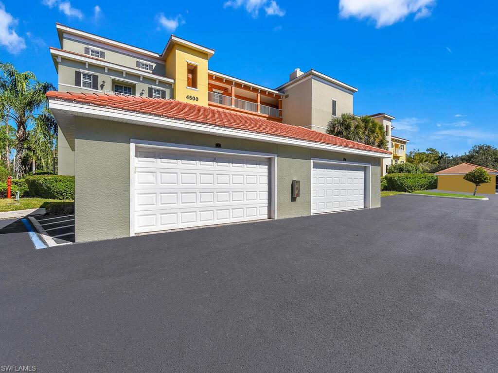 BOTANICAL PLACE - Residential