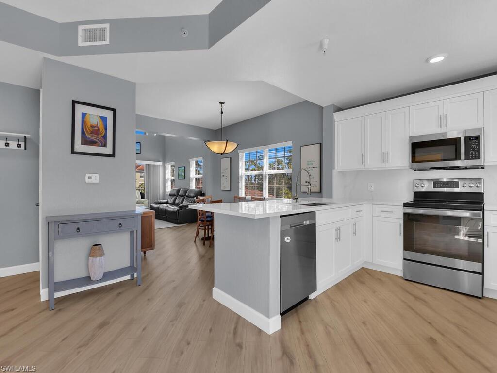 BOTANICAL PLACE - Residential