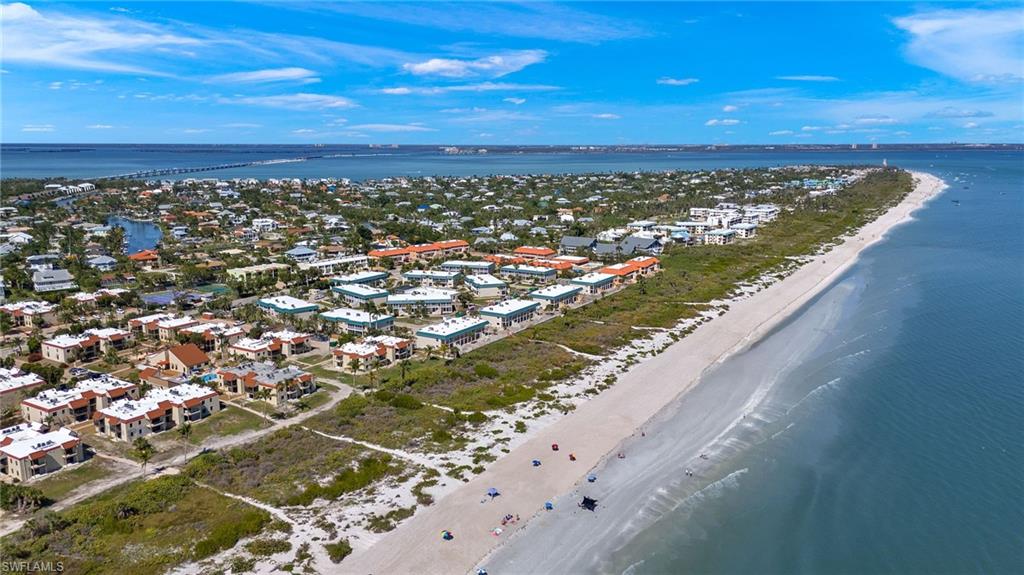 SANIBEL MOORINGS CONDO - Residential