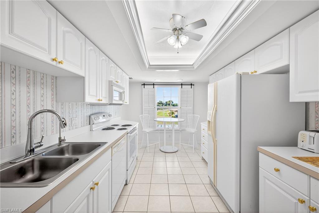 CORAL KEY CONDO - Residential