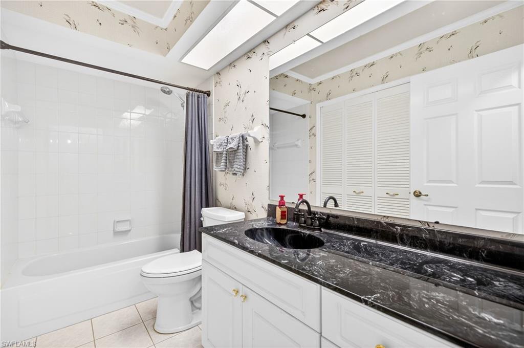 CORAL KEY CONDO - Residential