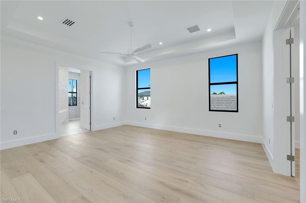 NAPLES PARK - Residential