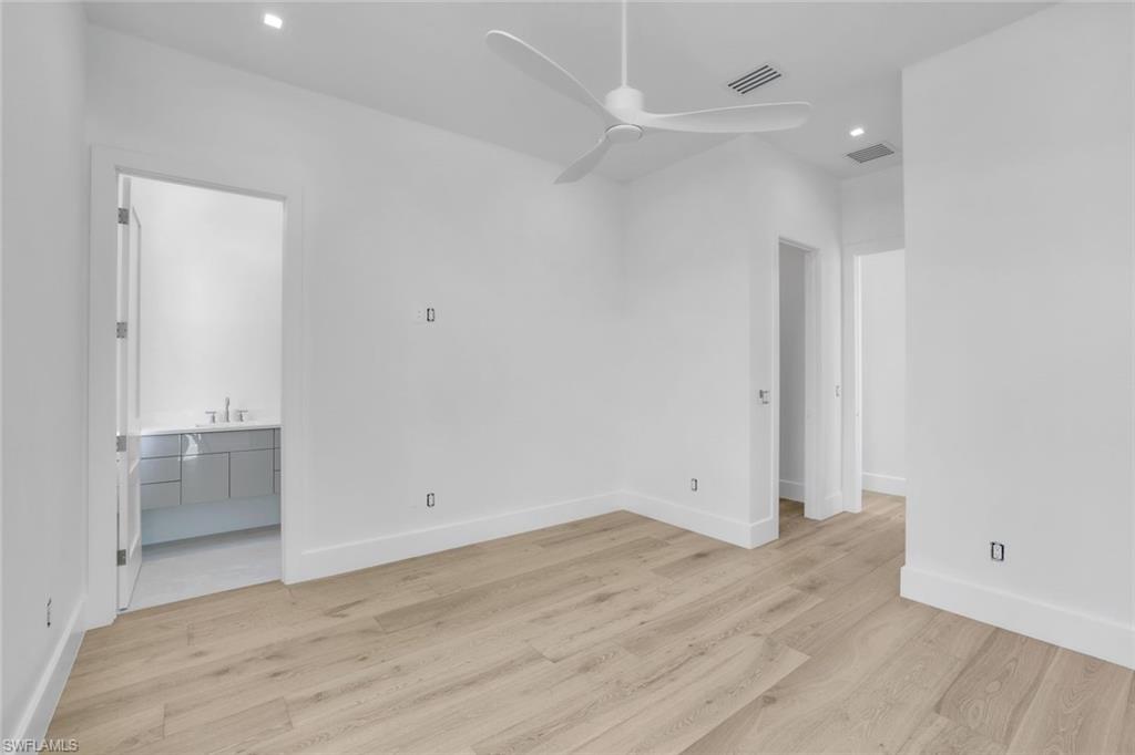 NAPLES PARK - Residential