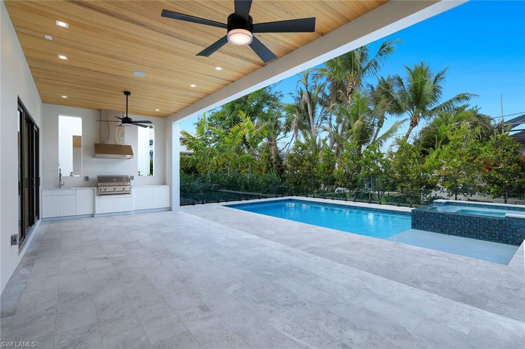 NAPLES PARK - Residential