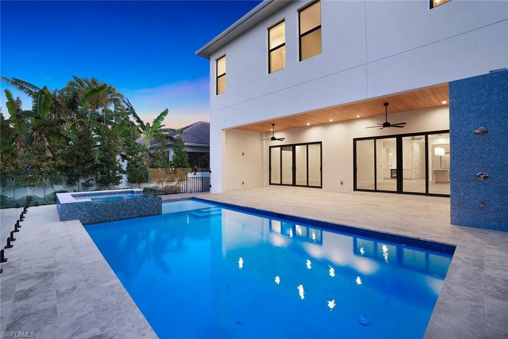 NAPLES PARK - Residential