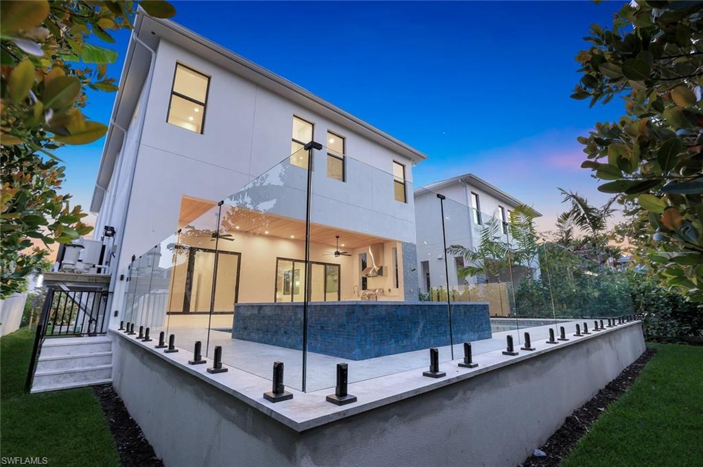 NAPLES PARK - Residential