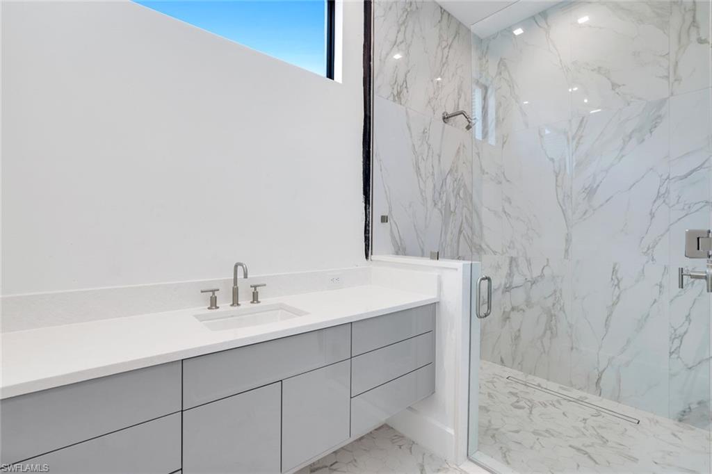 NAPLES PARK - Residential