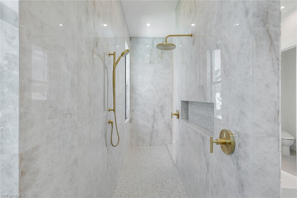 NAPLES PARK - Residential