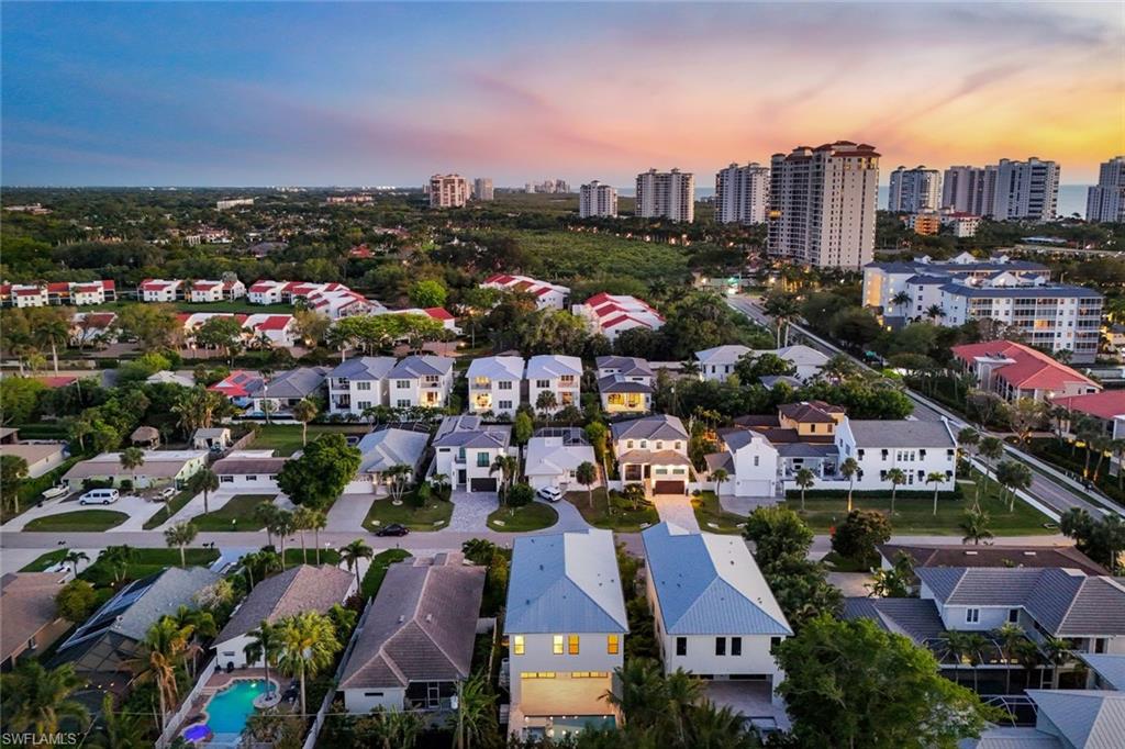 NAPLES PARK - Residential