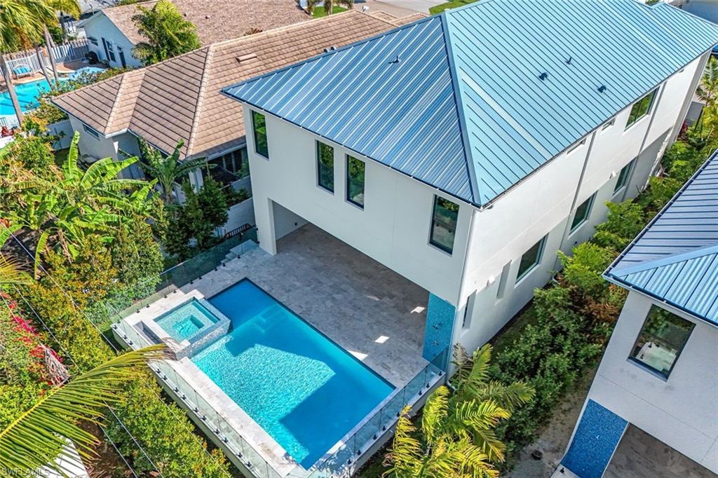 NAPLES PARK - Residential