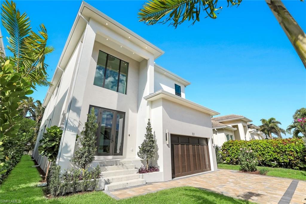 NAPLES PARK - Residential