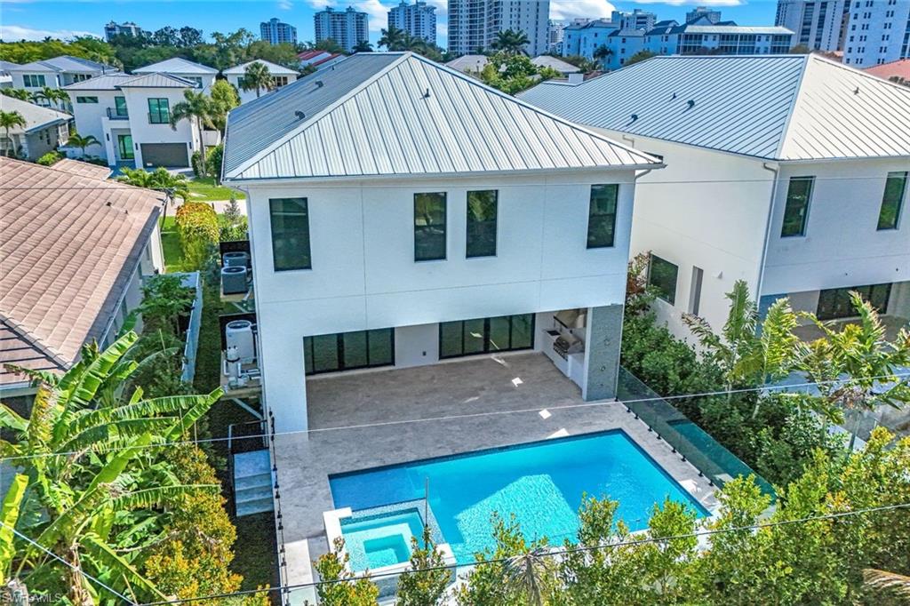 NAPLES PARK - Residential