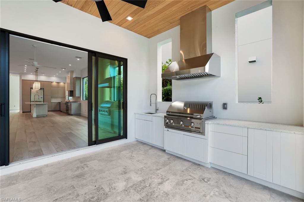 NAPLES PARK - Residential