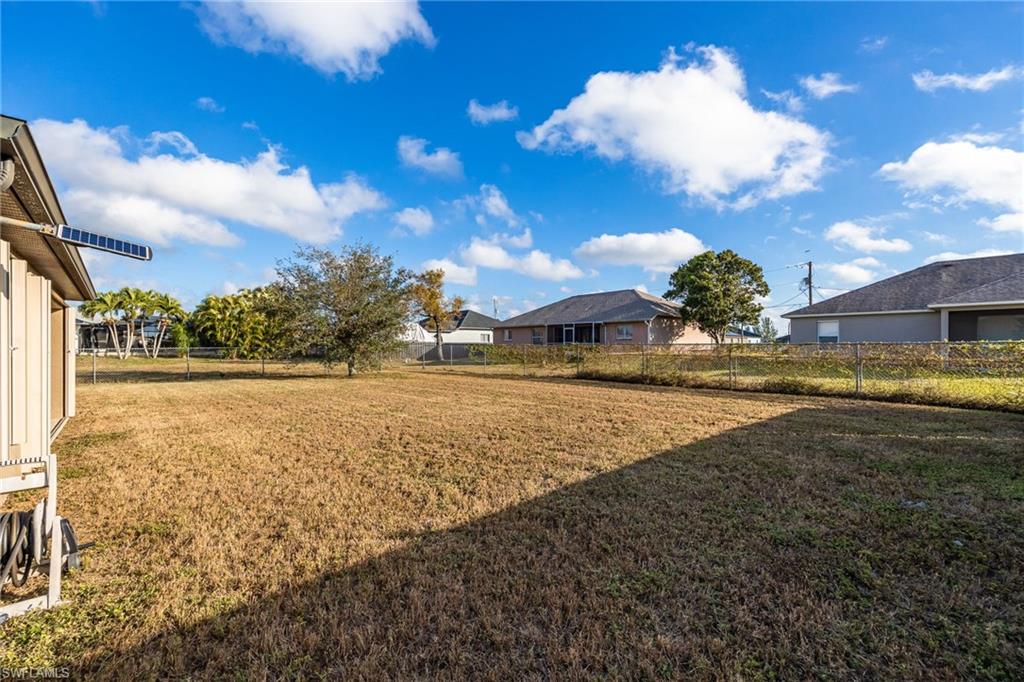 CAPE CORAL - Residential