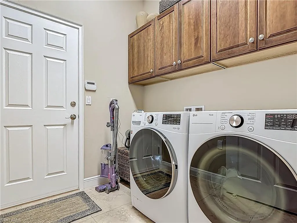 Fort Myers, Florida 33913, United States, 3 Bedrooms Bedrooms, ,2 BathroomsBathrooms,Residential,Active,139487