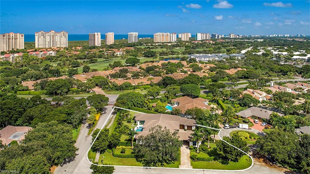 PINECREST AT PELICAN BAY - Residential