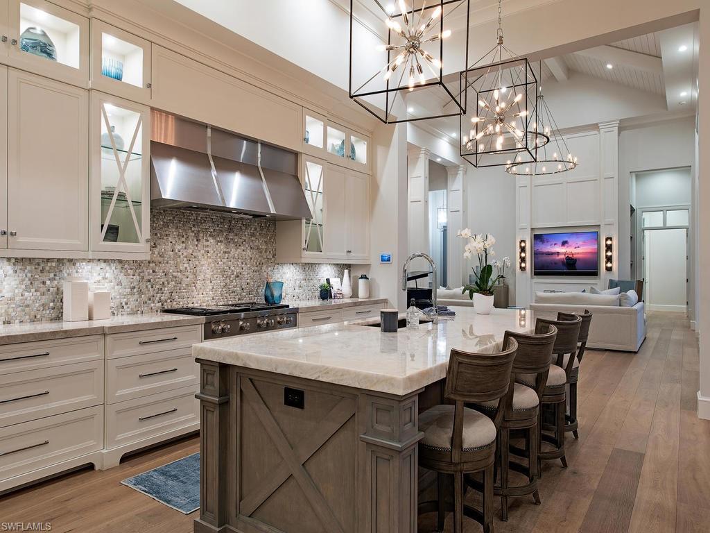 PINECREST AT PELICAN BAY - Residential