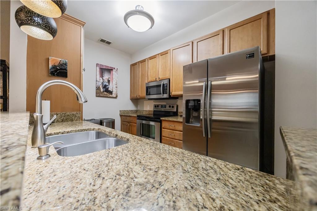 THE RESIDENCES AT COCONUT POINT - Residential