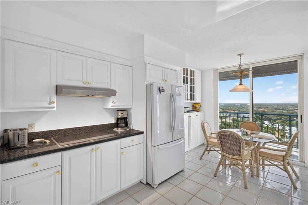 7515 Pelican Bay BLVD 17B