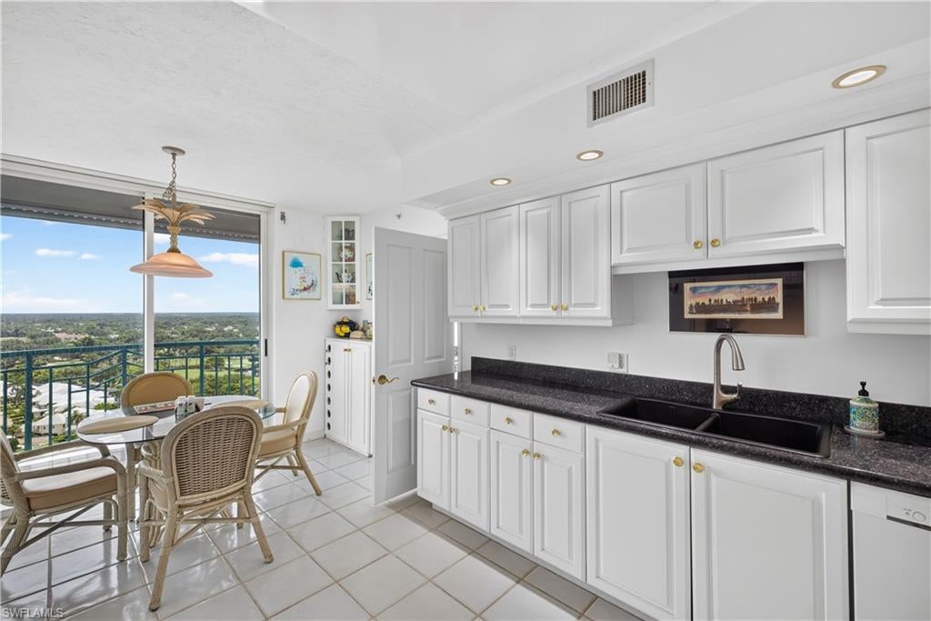 7515 Pelican Bay BLVD 17B