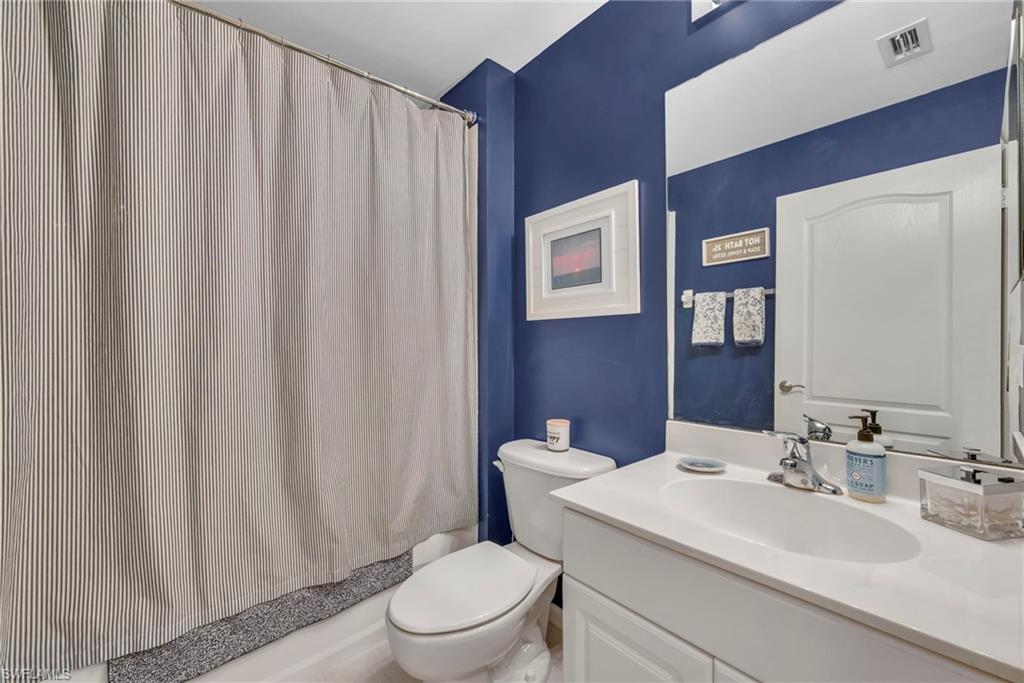 LAUREL GREENS - Residential