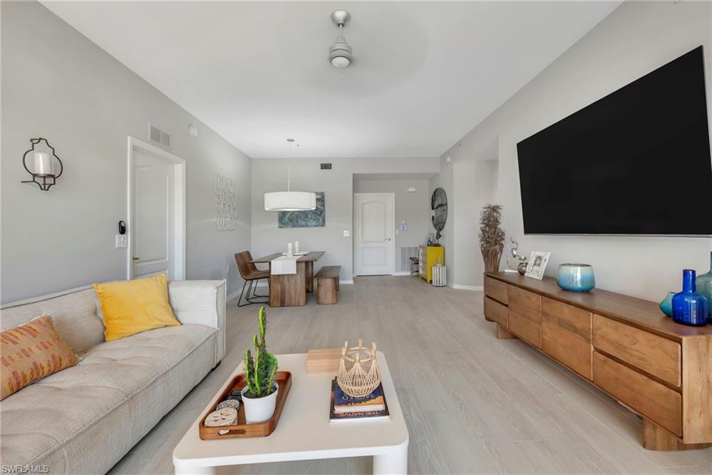 LAUREL GREENS - Residential