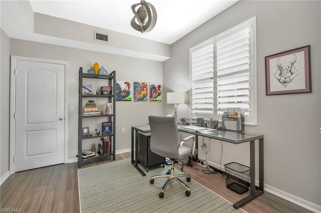 LAUREL GREENS - Residential