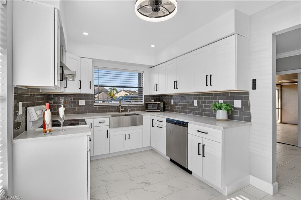 COURTYARDS OF CAPE CORAL NORTH - Residential