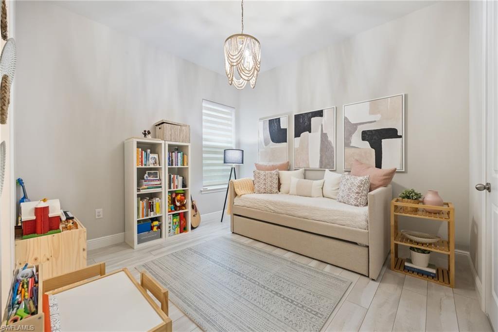 COMPASS LANDING - Residential Lease