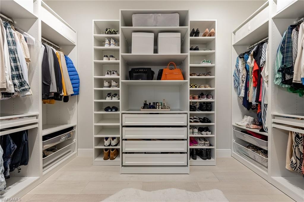 COMPASS LANDING - Residential Lease